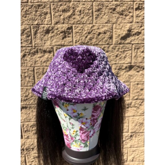 Stylish Purple Heart Bucket Hat - Teens & Kids Fashion Accessory - Picture 3 of 6